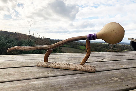 Hochet en peau de cerf (hochet 12)