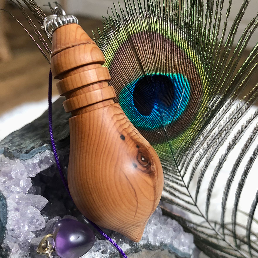 Pendule en if et améthyste (pendule 4)